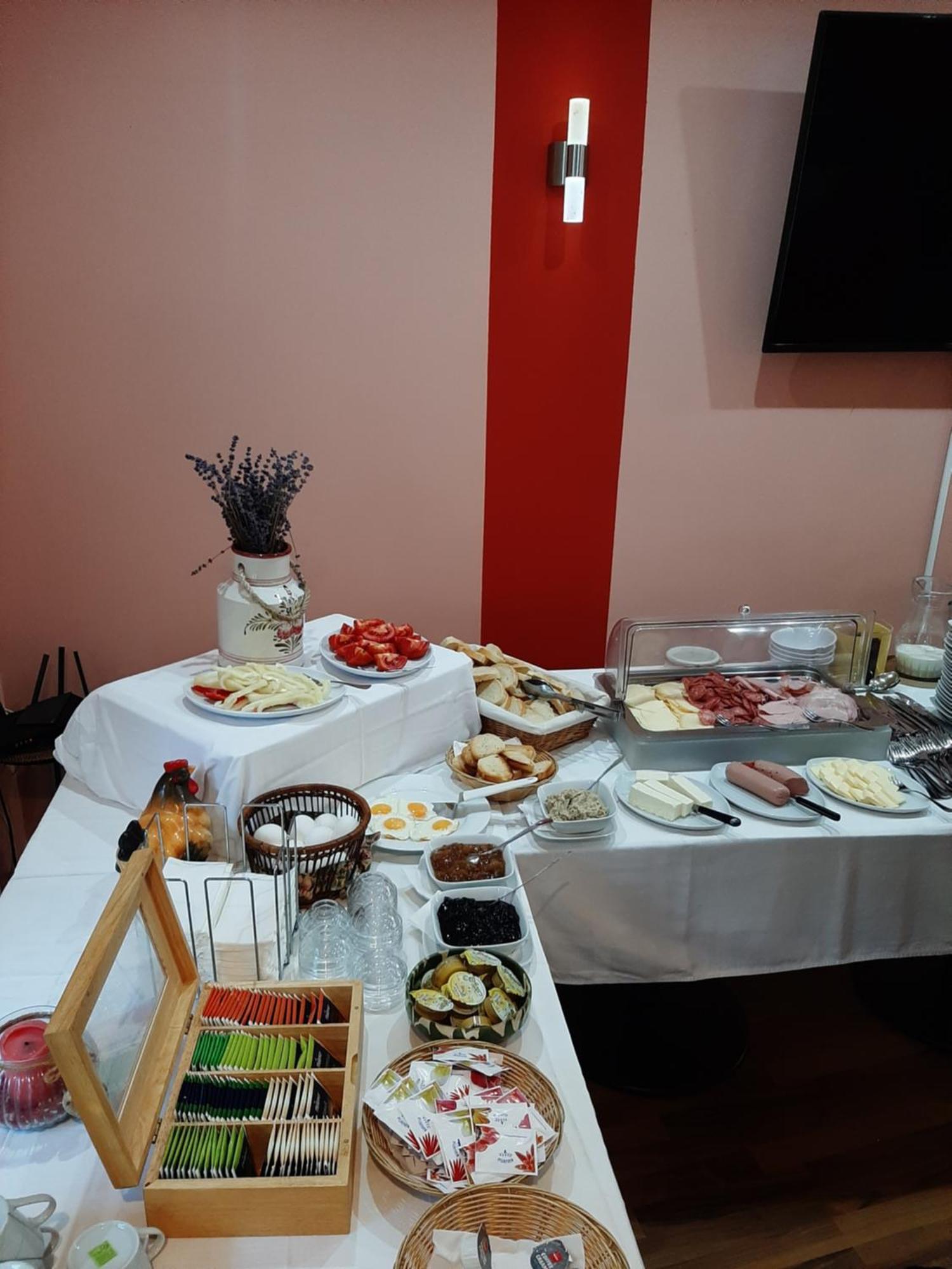 Pensiune Safrane Байле Херкулане Екстериор снимка